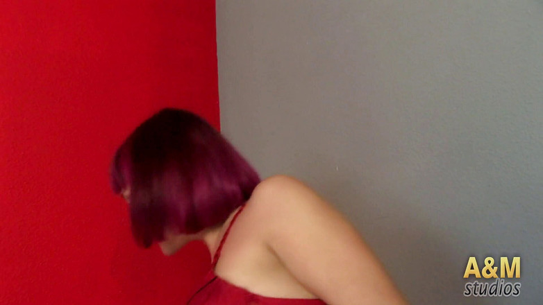 A&M Studios: फुहार की स्पेनिश रानी सोराया वेल्स के साथ फिर से गीली हो जाती है।