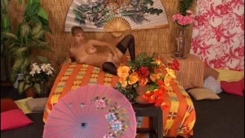 My real dirty life: MILF and Girl: Lesbian Fisting