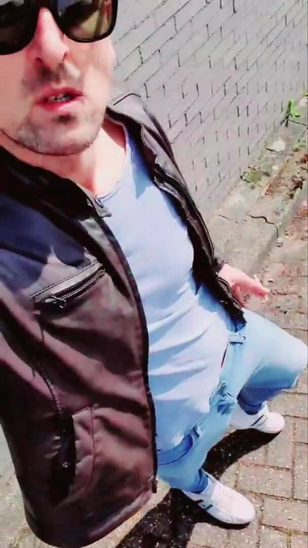 Slutboyben: Slutboyben Cam4 Gas Station Exhibitionist