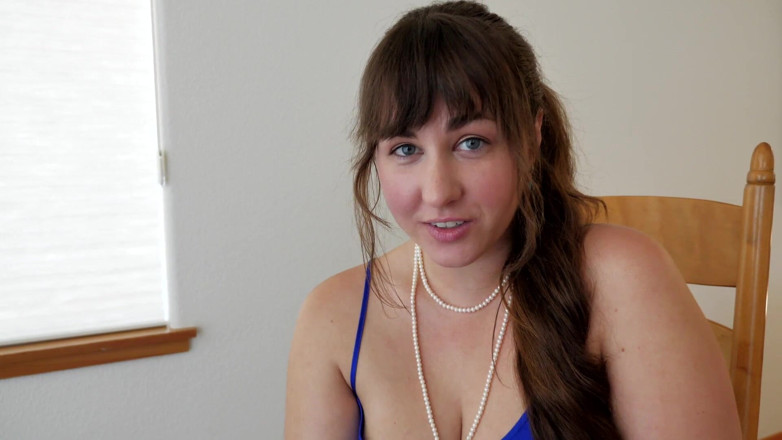 Princess Leia: Stepson Horny Around the House