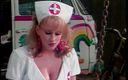 Girls of Desire: Lesbian semok memeknya diperiksa di threesome fantasi perawat