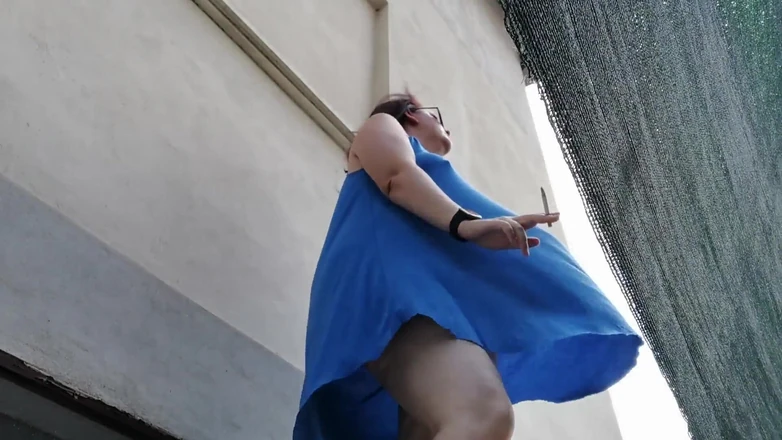 Nicoletta Embassi: Sensational Pee Standing at Outdoors I Absolutely Have to Pee...