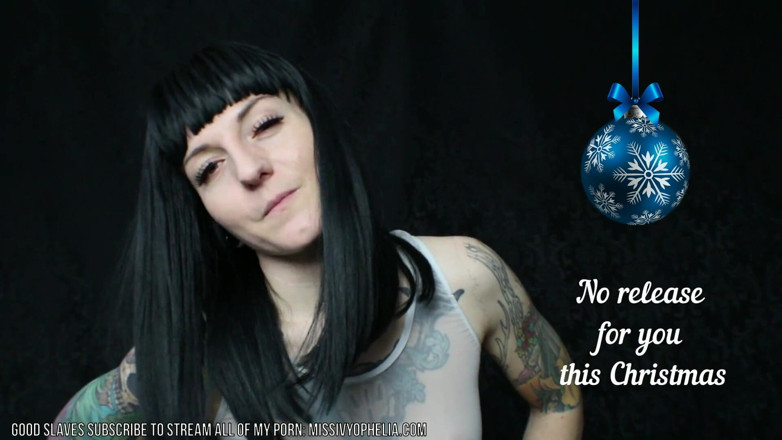 Miss Ivy Ophelia: Blue balls for Christmas 2
