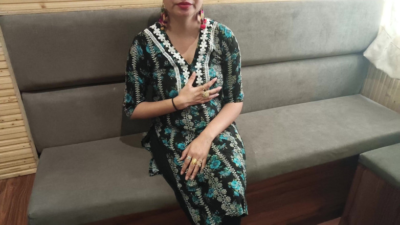 Saarabhabhi6: Jija Ji Svedena Saali je sexy tělo ošukaná její kundičkou...