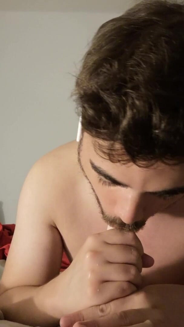 Beepied: Latihan blowjob dengan dildo saya - Beepied