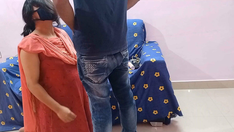 Queenrima: Dia Ditangkap mencuri di pusat membeli-belah, Kemudian Pengawal Keselamatan melepaskannya