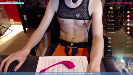 Snauwflake: Snauwflake is having fun on chaturbate - Part 1
