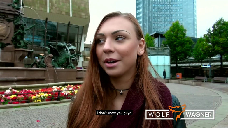 Wolf Wagner Com: Teeny Morgan Rodriguez dostane péro starším chlapem!