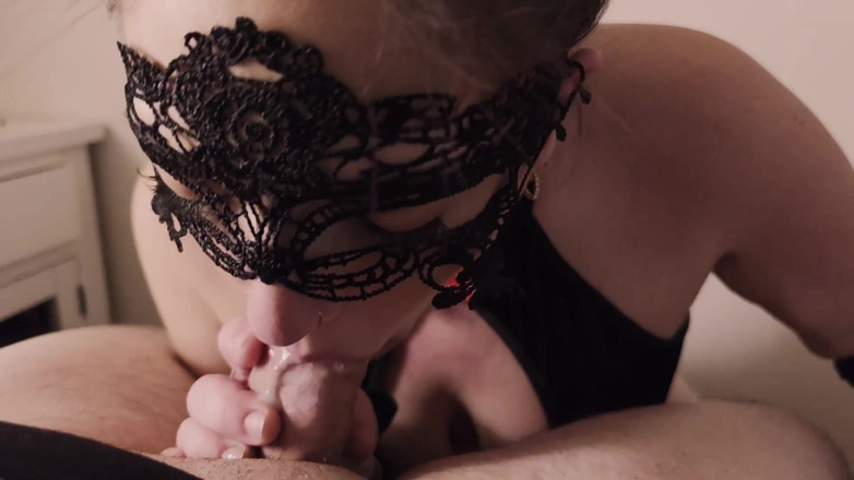 Sheswallowsdaddy: Vestido negro mejor mamada con cum tragar semen en la...
