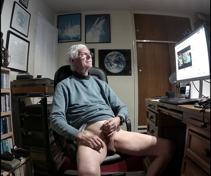 bigears: Privado web cam cum show