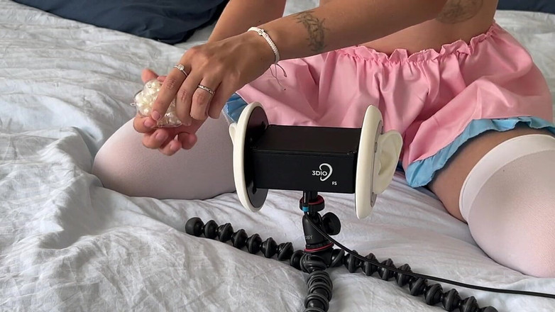 Loly Nebel Studio: Asmr limos y susurra