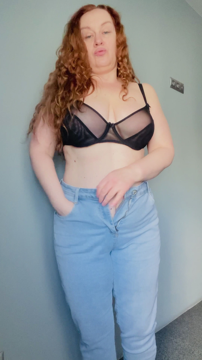 VikkiGeorgia: Wet Blue Jeans