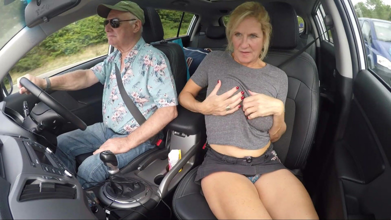 Dirty Doctors Clips: Flashing Truck Drivers in the Car