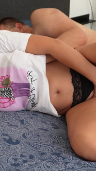 Acordou hungover ... Ele já estava dentro de mim