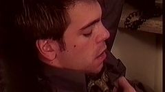 Gay RetroX VHS: Dychtiví muži ve Flow 3