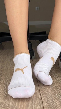 Foot Play in Shoes, Socks, Barefoot