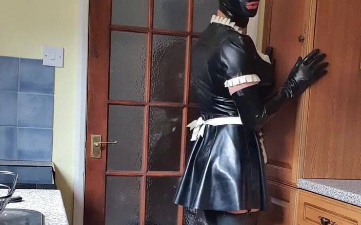 JessicaXD: Thực sự nên tập trung vào công việc nhà của...