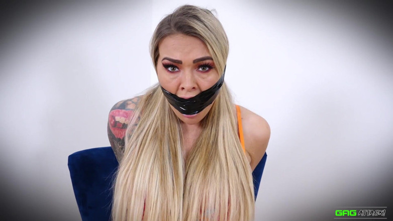 Gag Attack: Charley - băng pvc bịt miệng