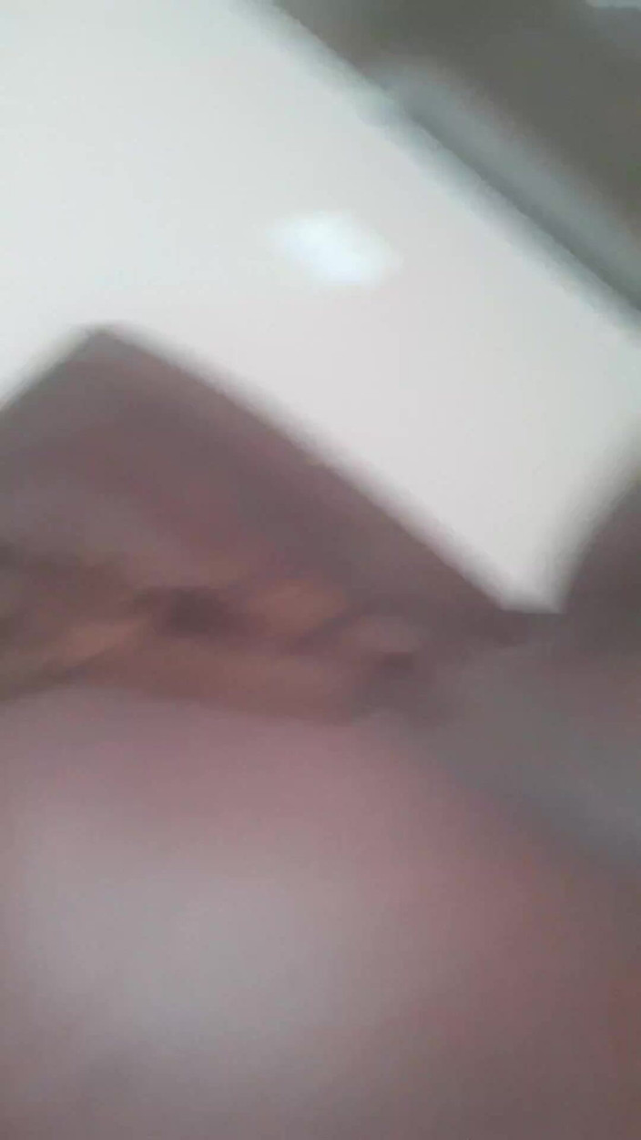 Herbalist666: Twerking můj zadek