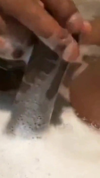 Nata4sex - banyoda hızlı solo oyun