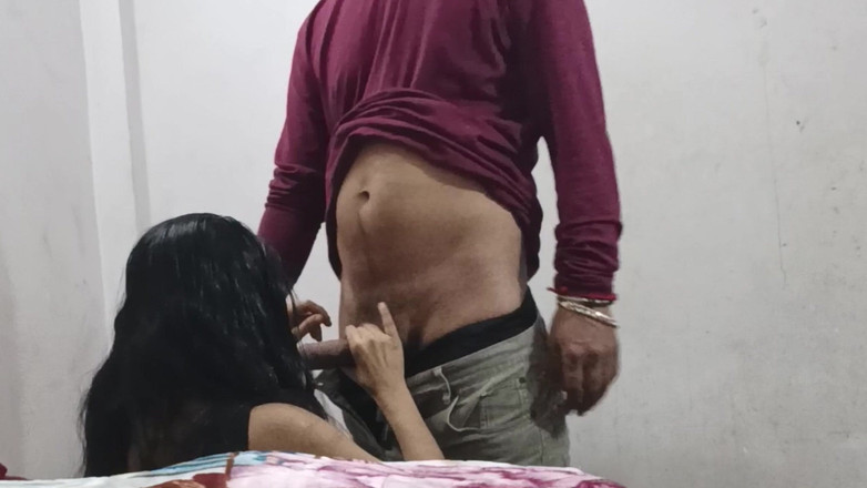 Sexysavita21: Desi krásná dívka si užívá sání