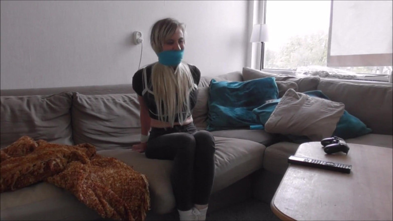 Restricting Ropes: Julie Vega - annoying girlfriend HD