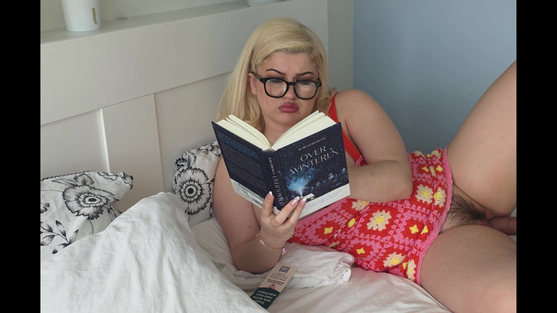 Ariana Faye: Znudzony dostaje creampie