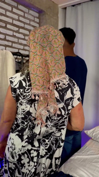 Nimfomană matură distrusă de o pulă neagră lungă