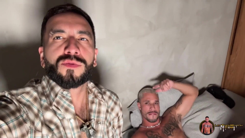 Let them watch: Ricky XL дрочит гетеросексуальный мужик соло, сосет огромную порцию спермы