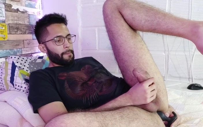 Camilo Brown: मेरी गांड पर वाइब्रेटर के साथ लंड हिलाना और वीर्य निकालना