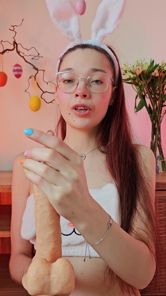 petitesubkitten: Easter JOI - La tua coniglietta rossa guida i tuoi colpi...
