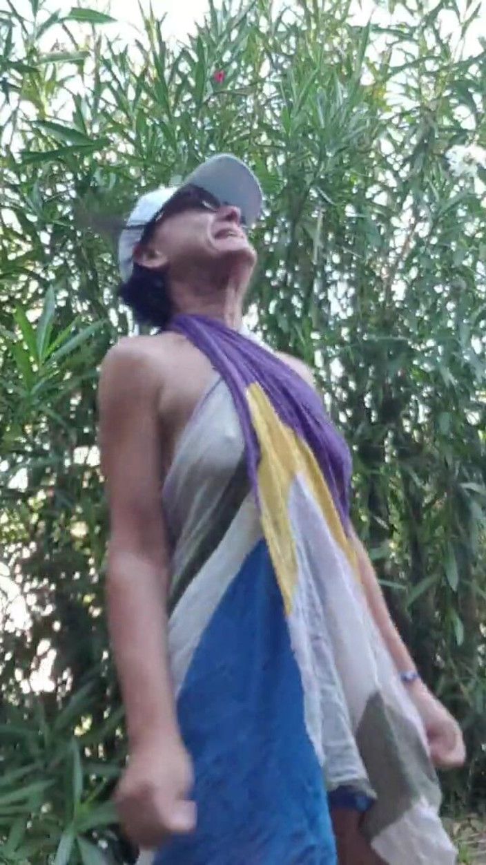 JulieEroticDress: chodne laayak mammi saarvajnik roop se