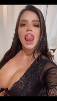 Who Is Horny Here Like Me?