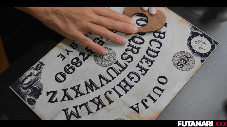 Futanari: Die Seance