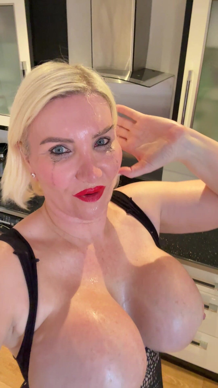 Sophie James: Der BBC hat mich komplett ruiniert (ich bin fertig)