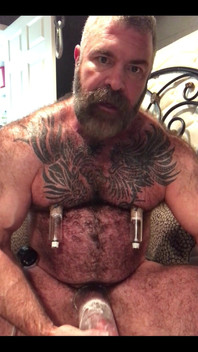 Kdo chce nějaký velký tlustý oteklý táta péro?