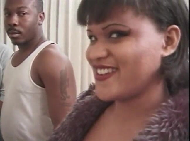 Outdoor pervs: Ebony Teen prošla kolem s Homies