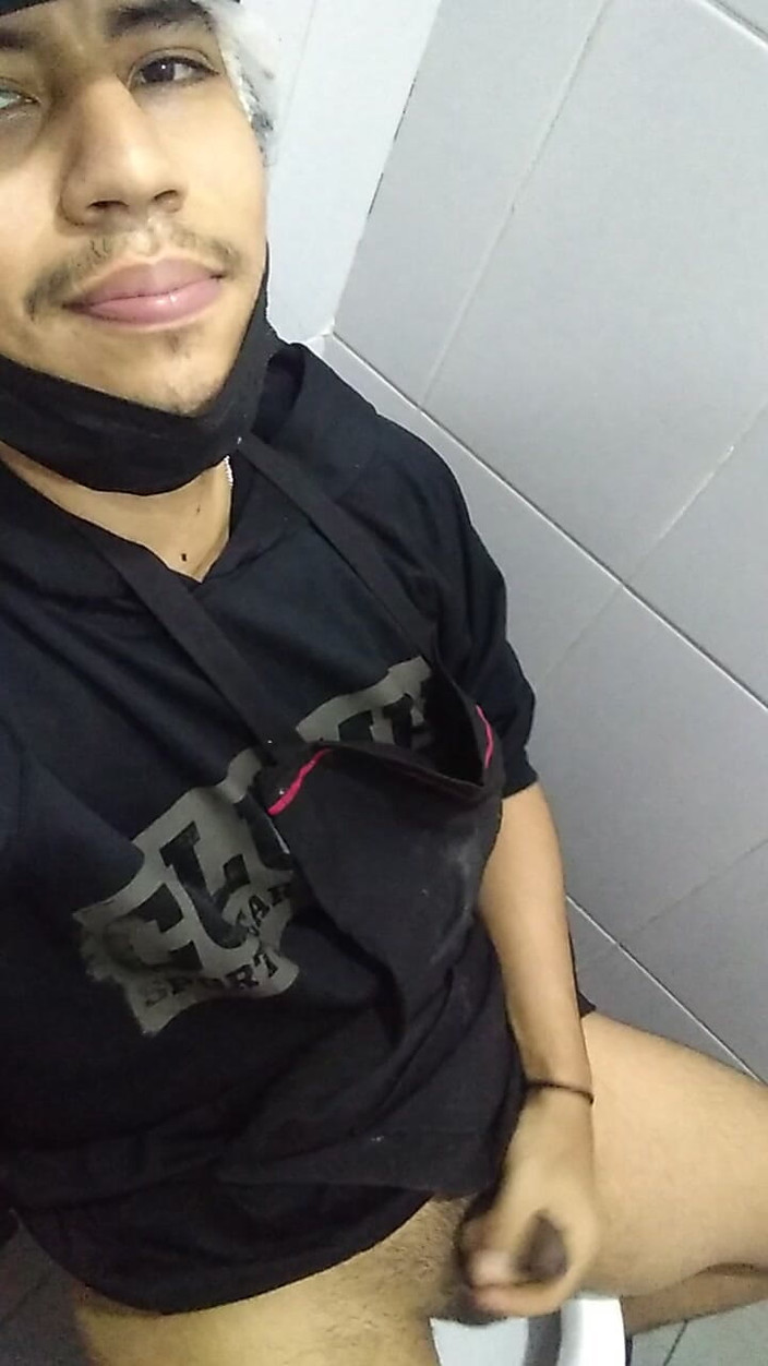 AlexAlejandro13: 욕실에서 널 흥분하게 만들어