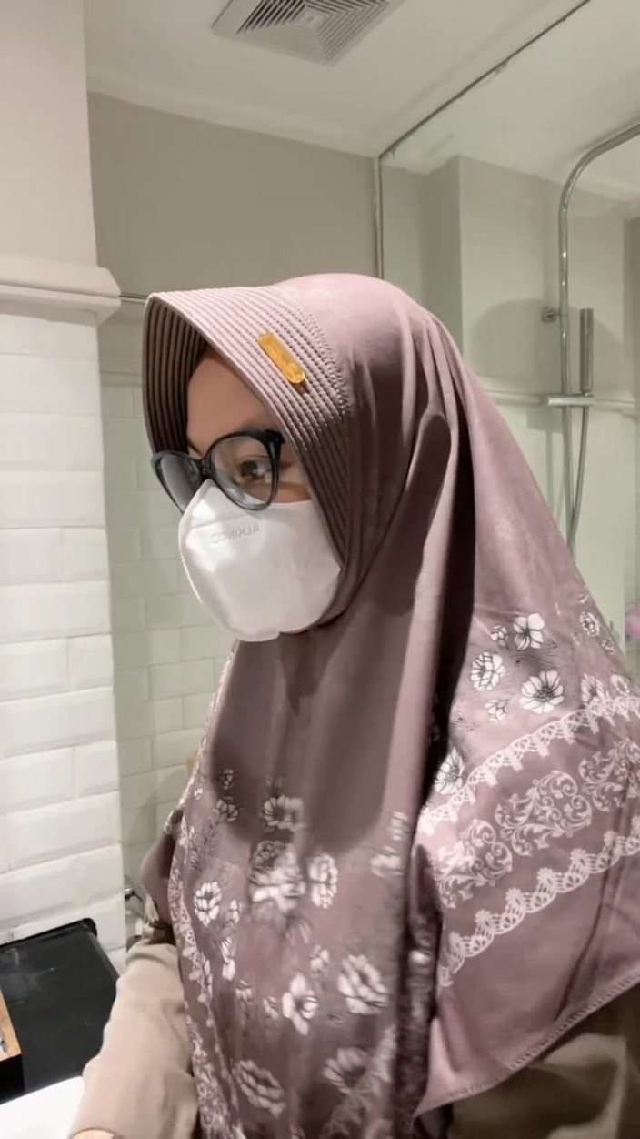 Biancaid: Guru Idola Saya, Melancap Untuk Memancut