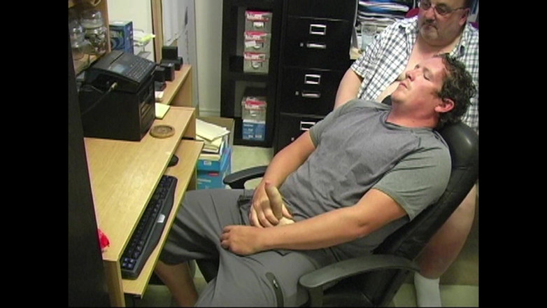 The Great Canadian Male: Kepala lurus 20