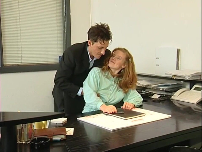 VintageXMovies: Une blonde se fait doigter et suce une bite