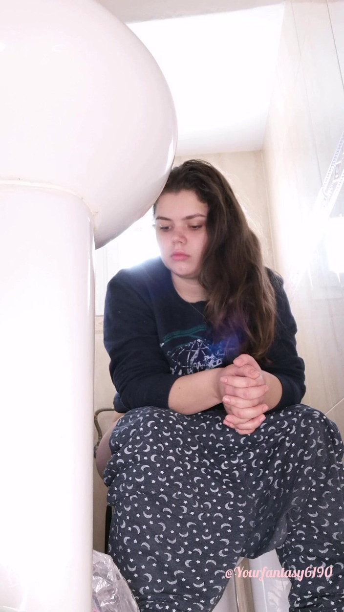 Your fantasy studio: Toilet Diaries First Week Compilation