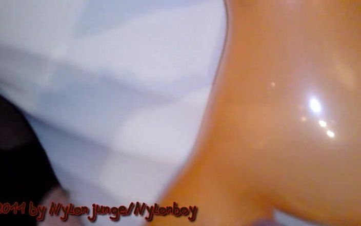 Carmen_Nylonjunge: Balonla Oyun