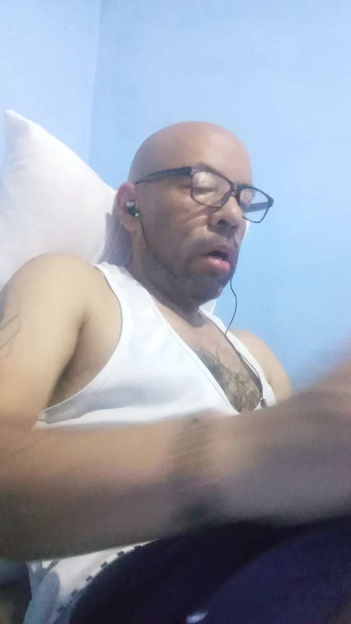 Jhonbahh: Short Pleasure a Brief Moment to Enjoy