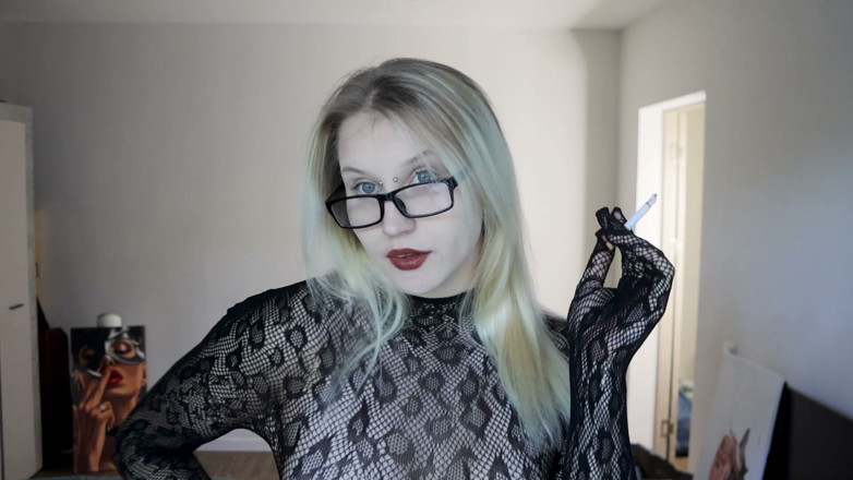MertyXXX: Girlashtray
