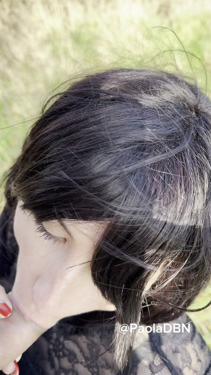 PaolaDbn: Exhib di luar blowjob pancutan mani