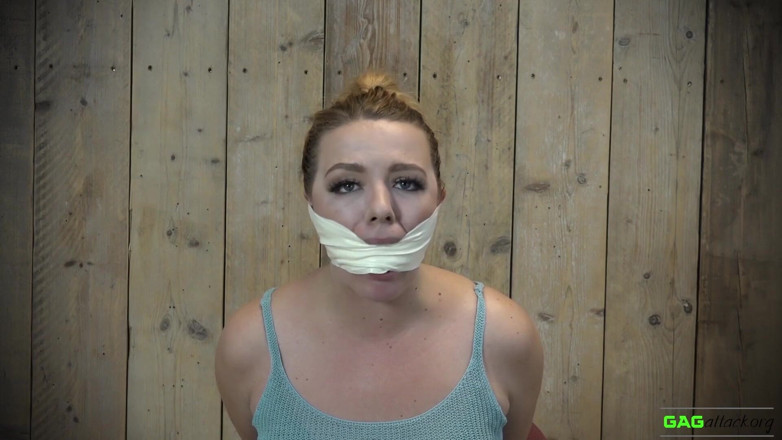 Gag Attack: Stardust - maikrophom tep gala ghontna