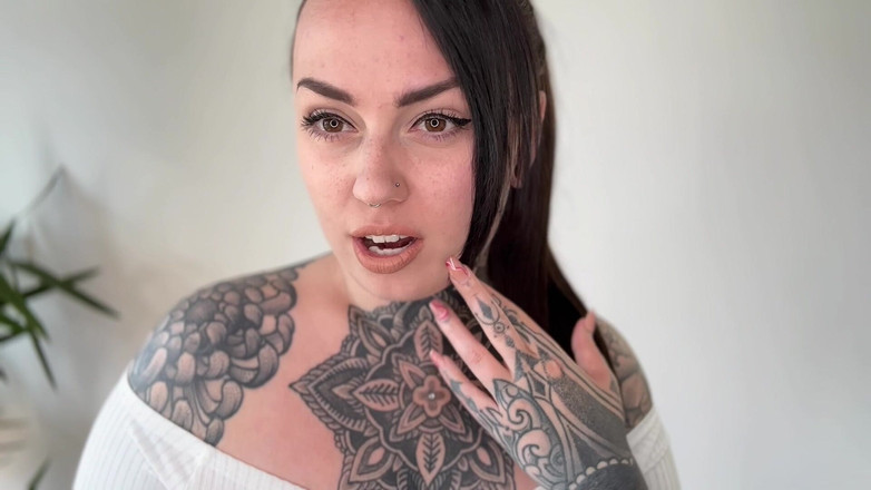 Miss Valentina: 빨고 따먹기