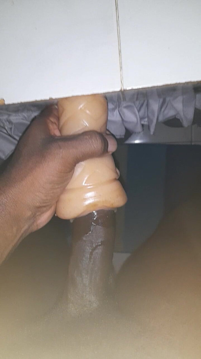 Black guy: s7 e5