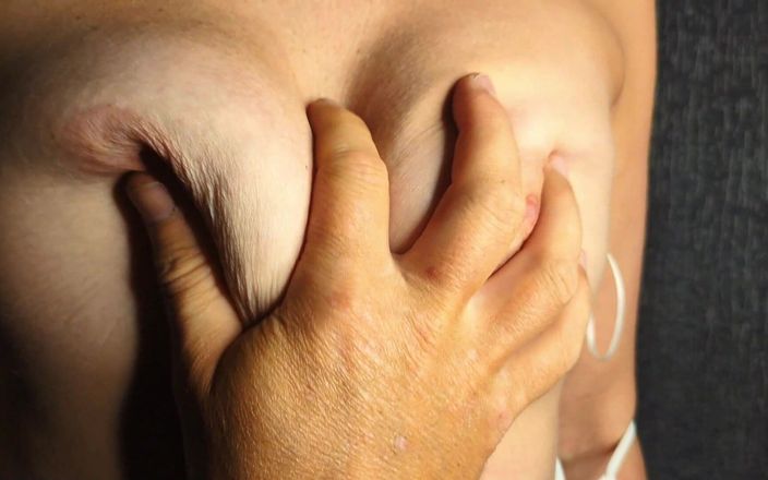 Close Up Blondie: Primo piano coppia amatoriale milf bionda stuzzicata